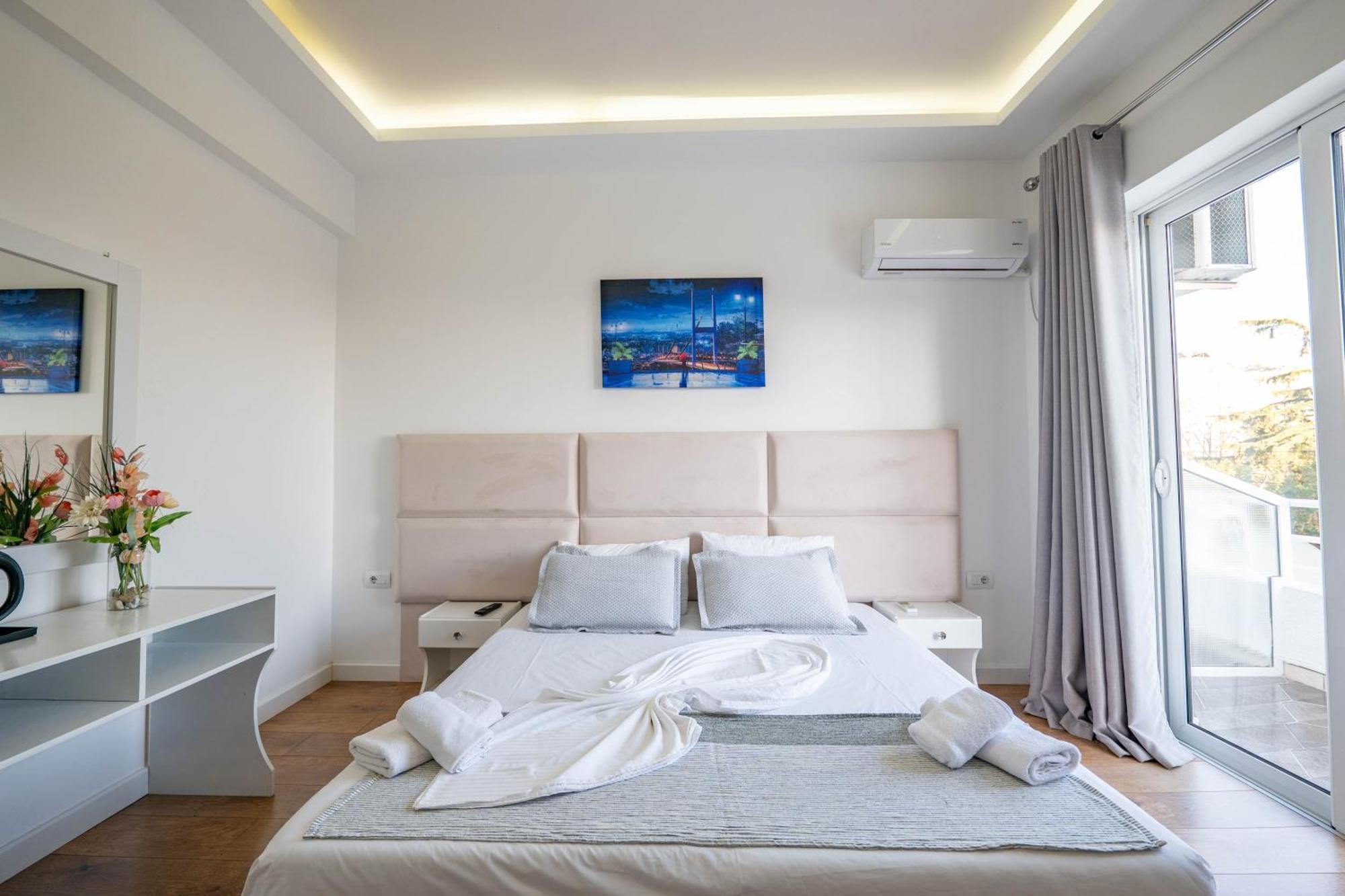 Hotel Myrtai - City Center Sarandë Exterior foto